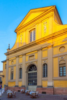 İtalya, Parma 'daki Pinacoteca Stuard.