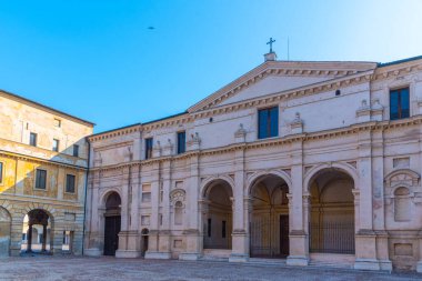 İtalya, Mantua 'daki Bazilika palatina di Santa Barbara.