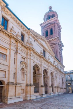 İtalya, Mantua 'daki Bazilika palatina di Santa Barbara.