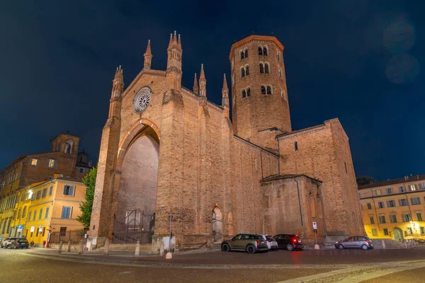 Puesta Sol Sobre Basílica San Antonino Ciudad Italiana Piacenza — Foto de Stock