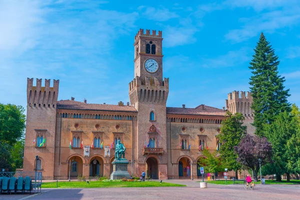 İtalya Busseto 'daki Rocca Pallavicino Sarayı.