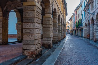 İtalyan kenti Mantua 'daki tarihi bina.