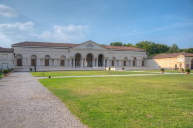 İtalyan kasabası Mantua 'daki Palazzo Te' nin iç avlusunda..