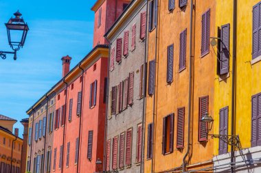 İtalyan kenti Modena 'daki tarihi bina.