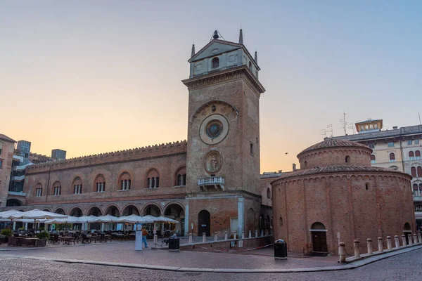 İtalyan şehri Mantua 'daki Palazzo della Ragione.