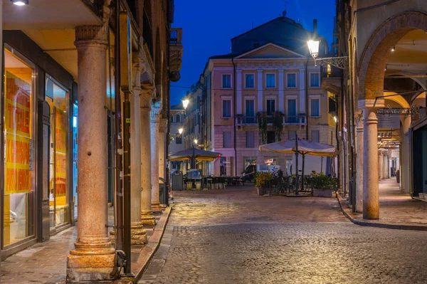 Ночной Вид Улицу Центре Итальянского Города Мантуя — стоковое фото