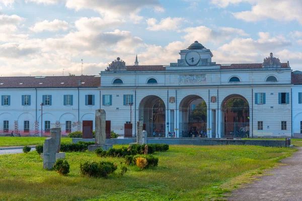 Modena, İtalya 'da Marco Biagi Üniversitesi Ekonomi Bölümü.