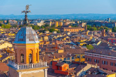 İtalyan kenti Modena 'daki Palazzo Comunale' in hava manzarası.