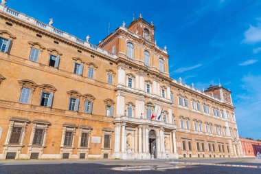 İtalyan kenti Modena 'daki Palazzo Ducale Sarayı.