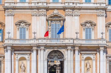 İtalyan kenti Modena 'daki Palazzo Ducale Sarayı.