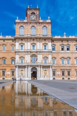 İtalyan kenti Modena 'daki Palazzo Ducale Sarayı.
