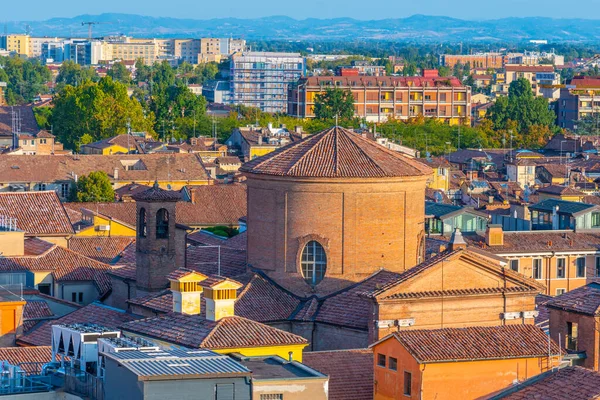 İtalyan kenti Modena 'nın hava manzarası.