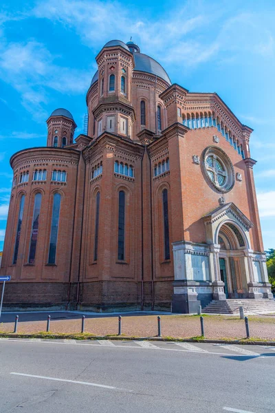 Tempio Monumentale di San Giuseppe ai Caduti Guerra, İtalyan kenti Modena 'da.