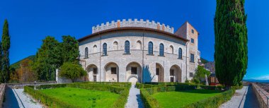 İtalyan şehri Gubbi 'de Giardini del Voltone