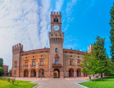 İtalya Busseto 'daki Rocca Pallavicino Sarayı