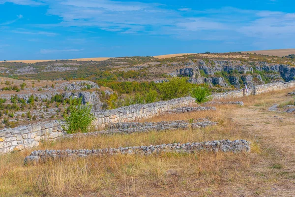 Bulgaristan 'daki Cherven kalesinin kalıntıları.