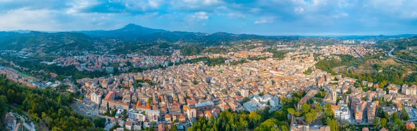 Pia Fästning Och Antenn Utsikt Över Den Italienska Staden Ascoli — Stockfoto