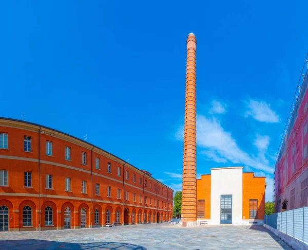 Modena, İtalya 'daki eski tütün fabrikasının manzarası