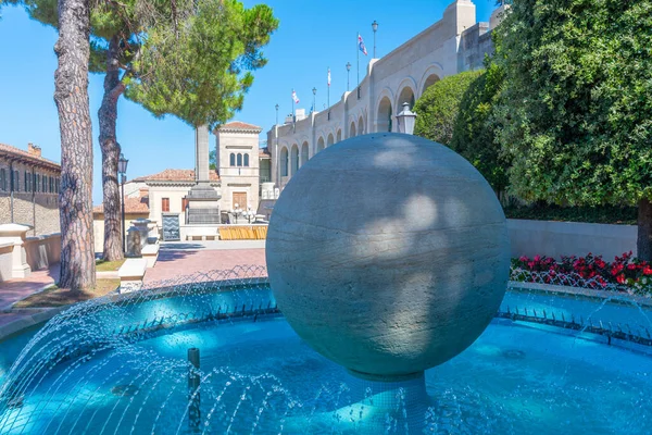 San Marino 'daki modern sanat galerisi.