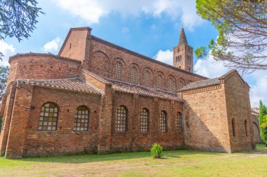 İtalya, Ravenna 'daki San Giovanni Evangelista Bazilikası.