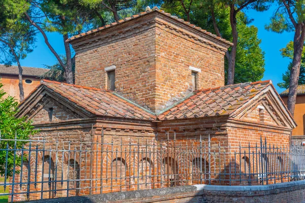 Mausoleo Galla Placidia Итальянском Городе Равенна — стоковое фото