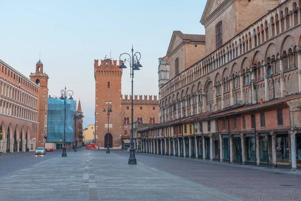 Soluppgång Utsikt Över Katedralen Italienska Staden Ferrara — Stockfoto