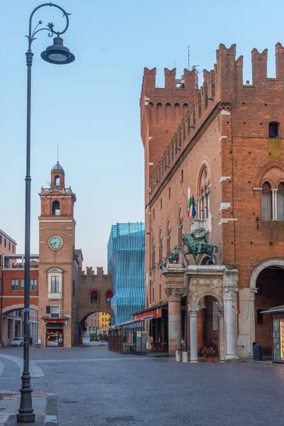 Soluppgång Utsikt Över Corso Porta Reno Den Italienska Staden Ferrara — Stockfoto