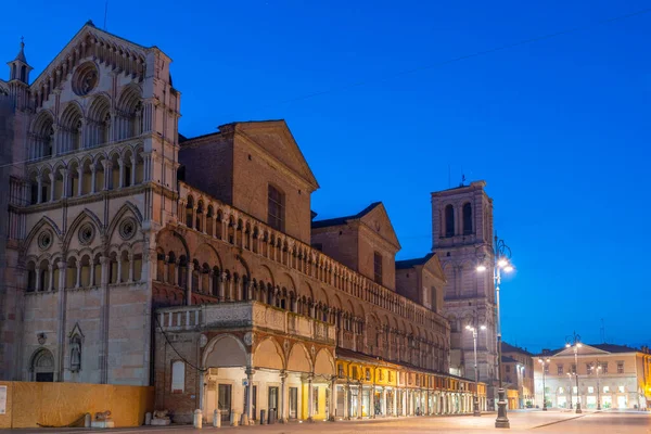 Vista Nascer Sol Catedral Cidade Italiana Ferrara — Fotografia de Stock