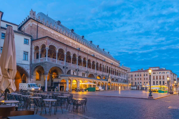 Nascer Sol Sobre Palazzo Della Ragione Cidade Italiana Pádua — Fotografia de Stock