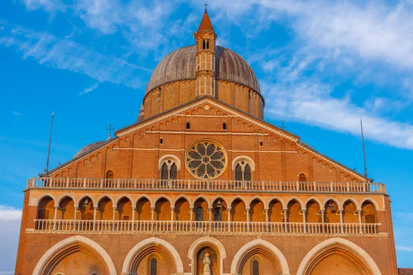 Puesta Sol Sobre Basílica Sant Antonio Ciudad Italiana Padua — Foto de Stock