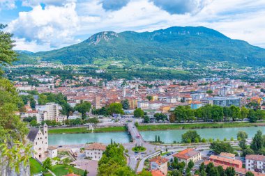 Eski İtalyan şehri Trento 'nun Panorama manzarası.