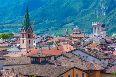 Eski İtalyan şehri Trento 'nun hava manzarası.