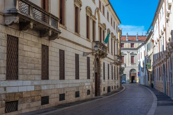 Talya Nın Eski Vicenza Kasabasındaki Tarihi Evler — Stok fotoğraf