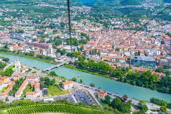 Eski İtalyan şehri Trento 'nun hava manzarası.