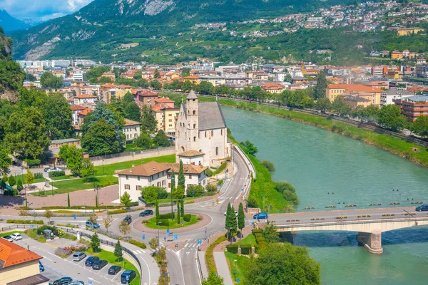İtalya 'nın Trento kentindeki Chiesa di Sant' Apollinare Kilisesi.