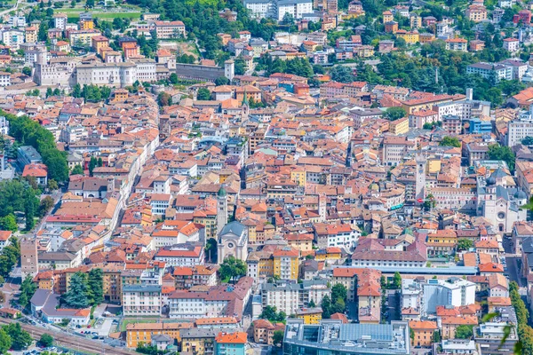 Eski İtalyan şehri Trento 'nun hava manzarası.