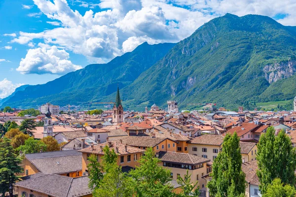 Eski İtalyan şehri Trento 'nun hava manzarası.