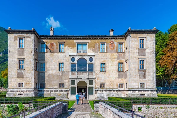 İtalyan kasabası Trento 'daki Palazzo delle Albere.