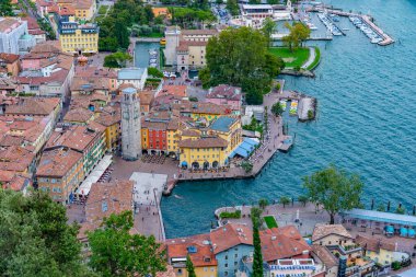 İtalya 'daki Riva del Garda' nın hava manzarası.