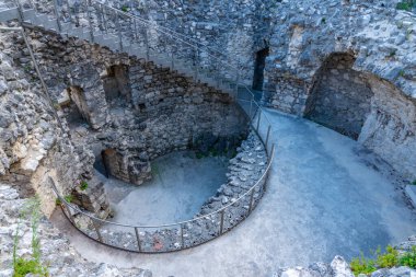 İtalya 'daki Riva del Garda Kalesi.
