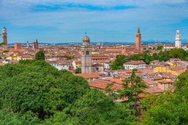 Giardino Giusti, İtalya 'dan Verona' nın hava manzarası.