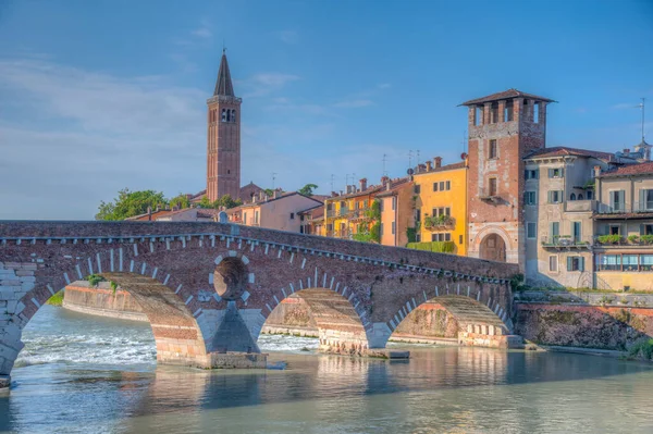 Ponte Pietra Verona Italia — Fotografia de Stock