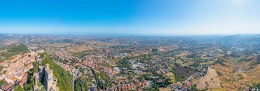 Valdragone 'un San Marin' deki hava manzarası