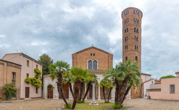 Basilica di Sant 'Apollinare Nuovo İtalyan şehri Ravenna' da
