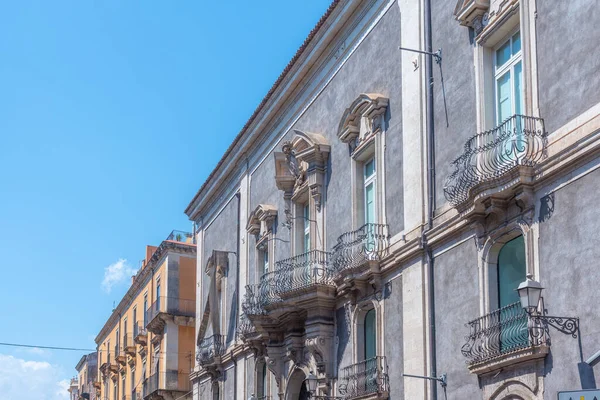 Hagyományos Házak Homlokzatai Szicíliai Catania Városban Olaszországban — Stock Fotó
