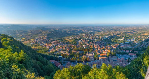 Valdragone 'un San Marino' daki hava manzarası.