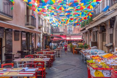 İtalya Sicilya 'daki Universita degli studi di catania binası.