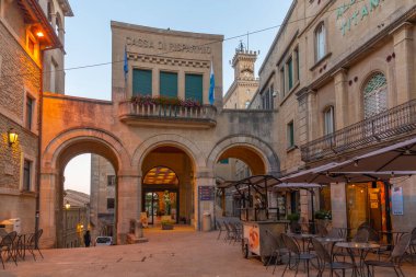 Citta di San Marino, San Marino, 2 Eylül 2021: Casa di risparmio San Marino 'nun tarihi merkezi.