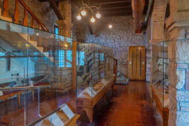 Citta di San Marino, San Marino, 1 Eylül 2021: San Marino 'nun ikinci kulesi içindeki askeri müze: Cesta veya Fratta.