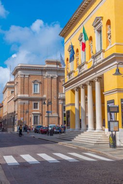 Ravenna, İtalya, 1 Eylül 2021: İtalyan kasabası Ravenna 'nın merkezi..